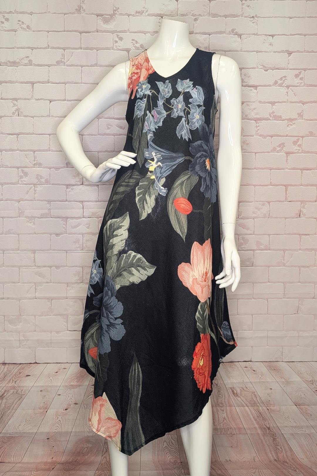 BLOSSOM FLORAL SLEEVELESS DRESS