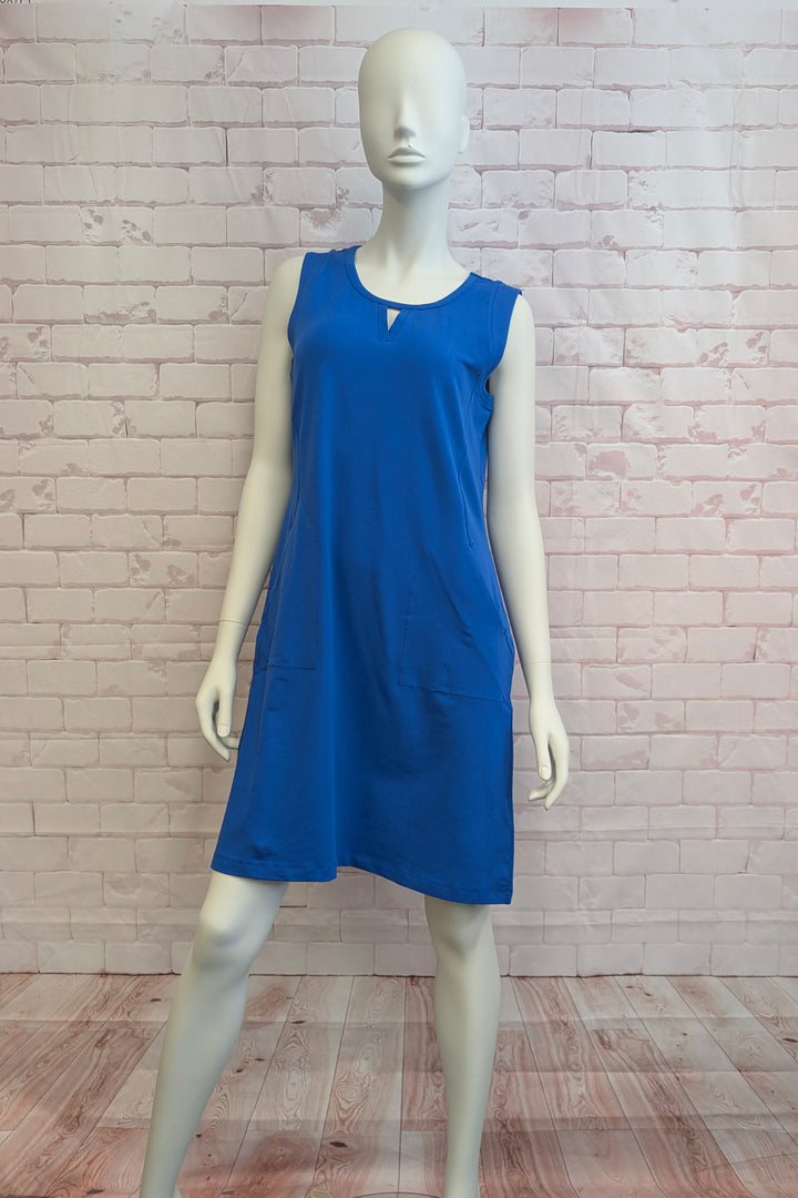 SLEEVELESS KEYHOLE NECK DRESS