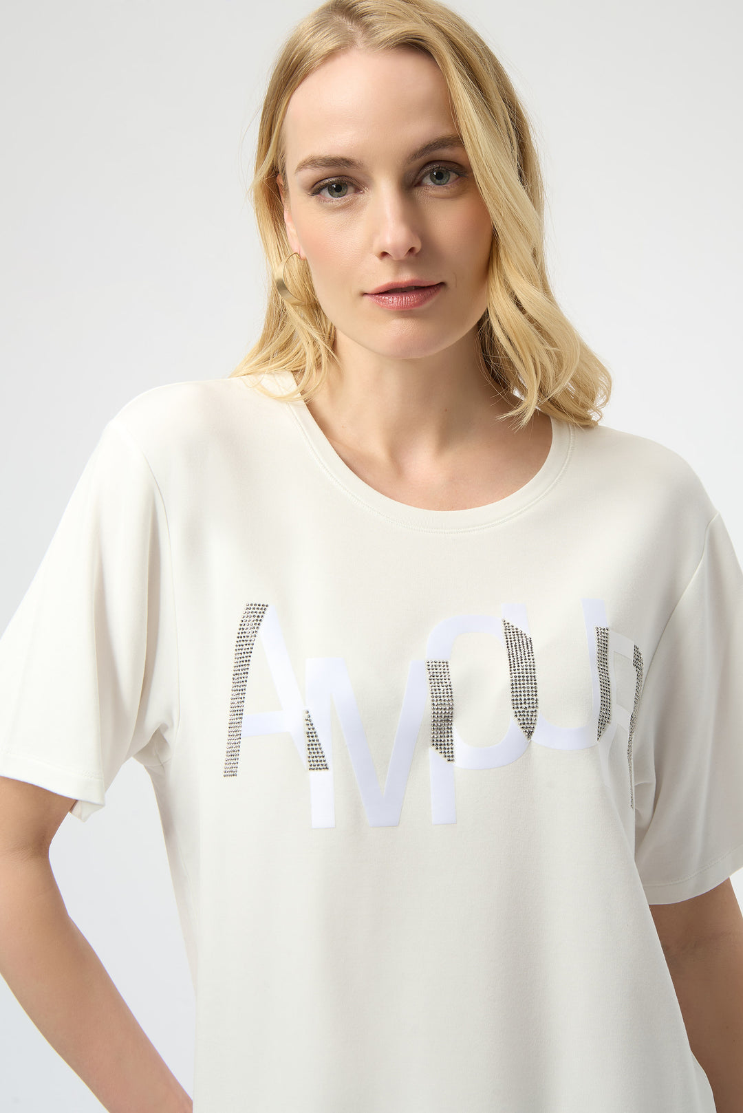 WINTER WHITE AMOUR T-SHIRT WITH RHINESTONE DETAIL
