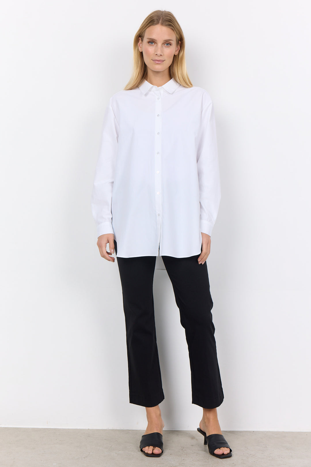 WHITE BLOUSE SHIRT