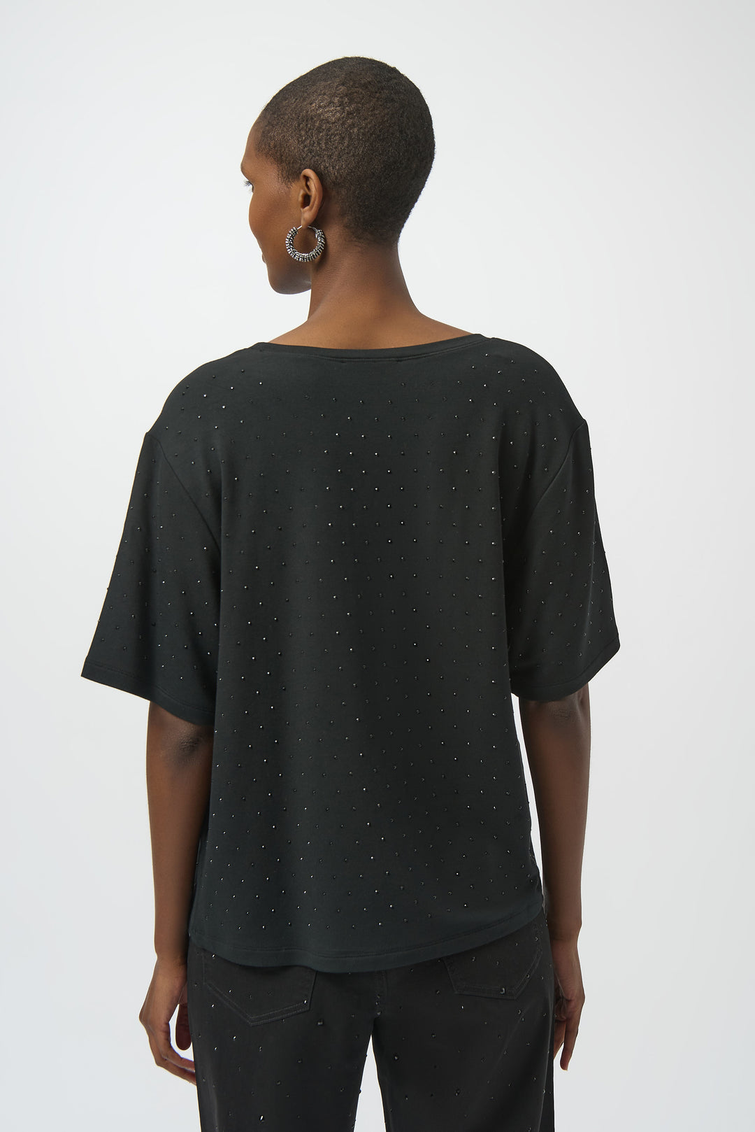 BLACK SCOOP NECK EMBELLISHED TEE