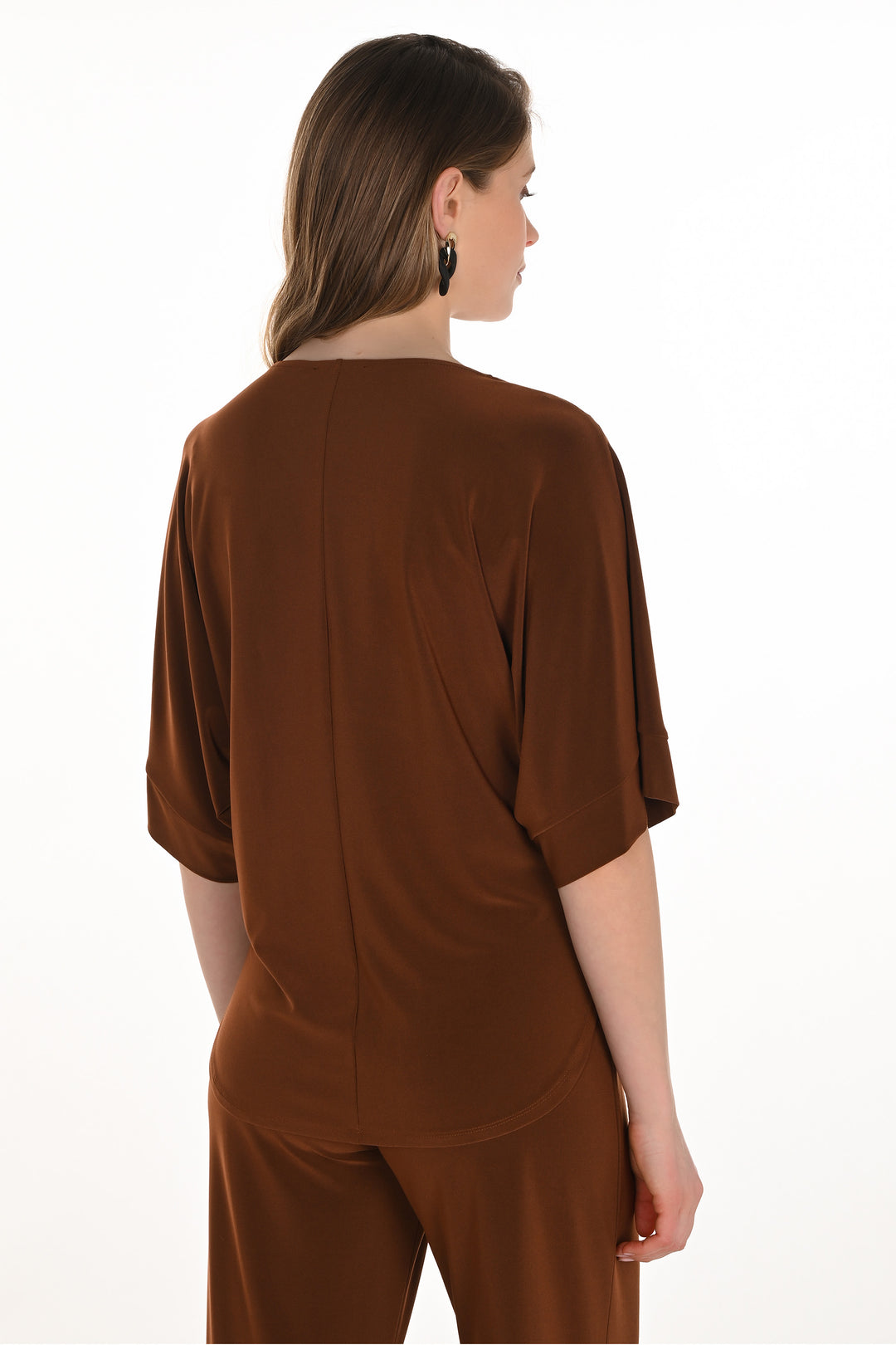 TOFFEE DRAPE NECK DOLMAN TOP