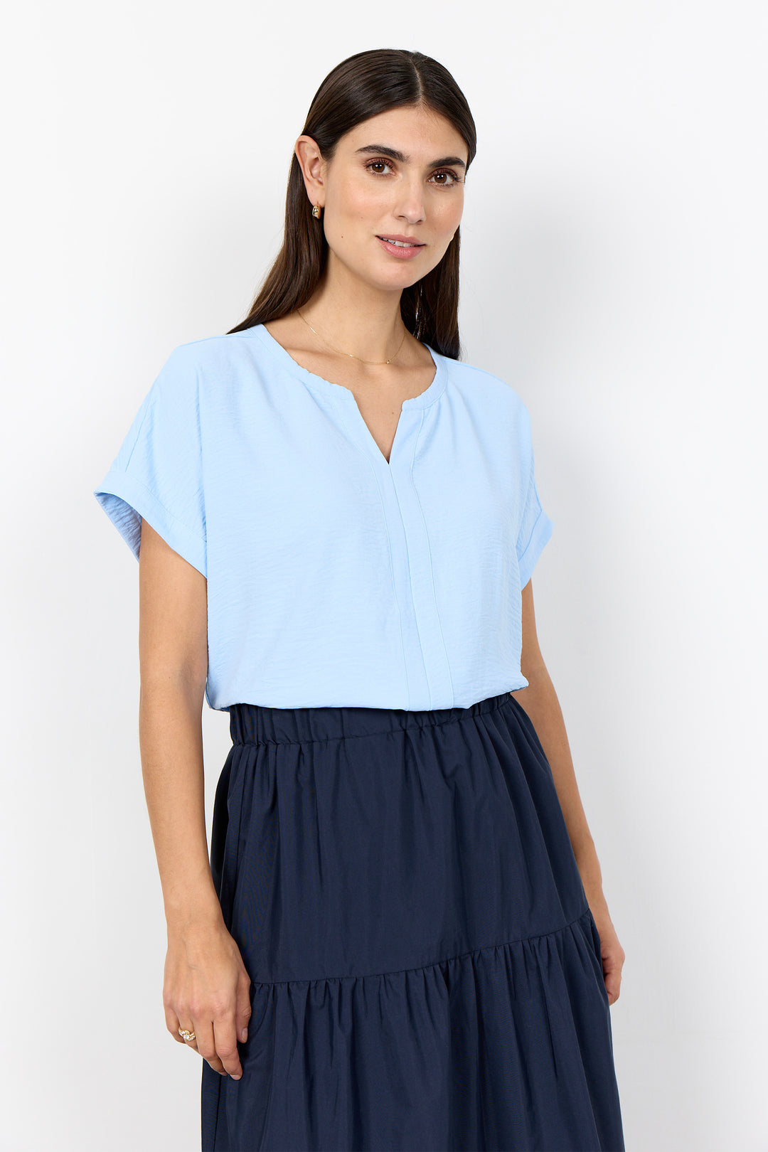 GAUZE SPLIT NECK TOP