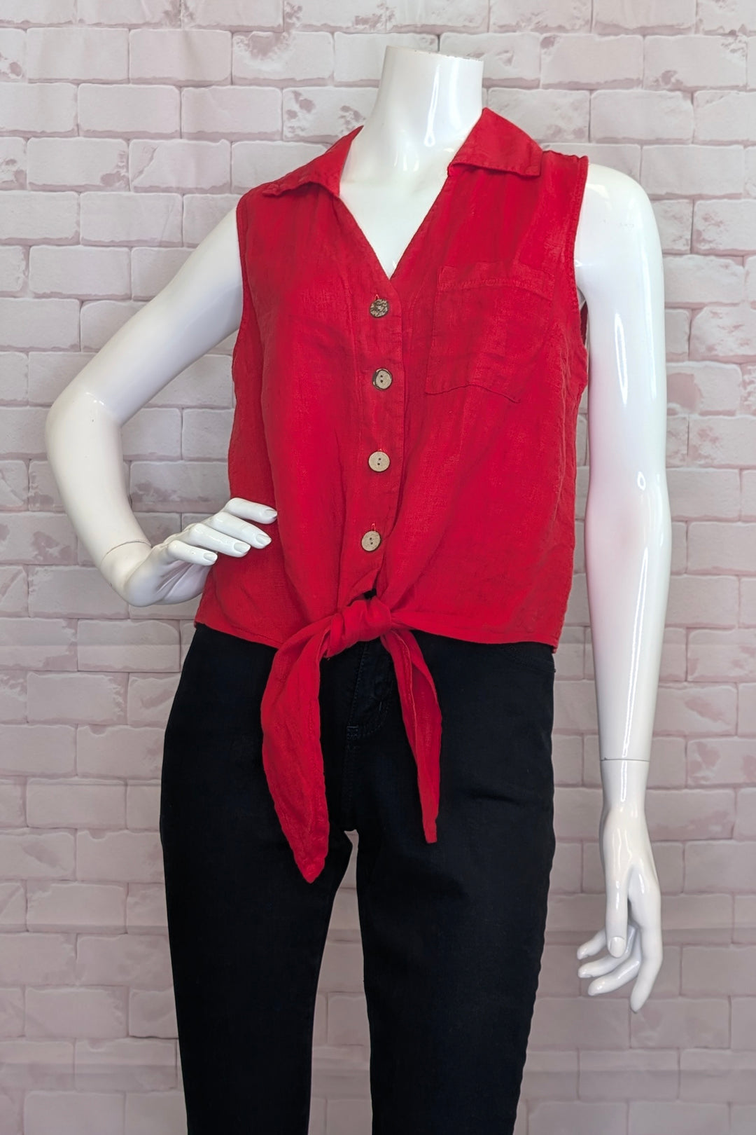 LINEN SLEEVELESS TIE FRONT SHIRT