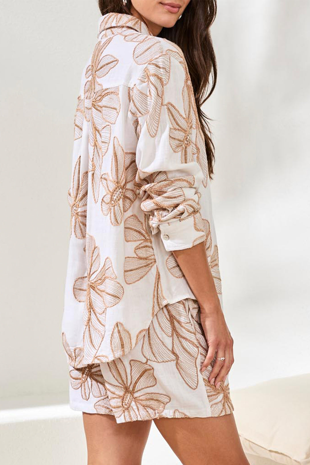 EMBROIDERED FLORAL BLOUSE