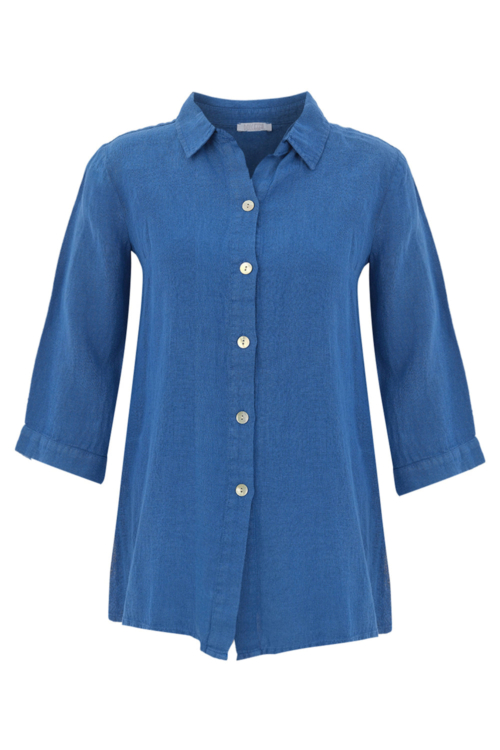 Tunic blouse with front buttons and classic collar. 