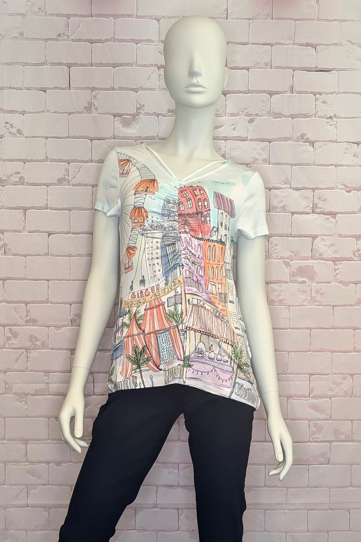 CITY CIRCUS SS V-NECK RUCHED FRONT TOP