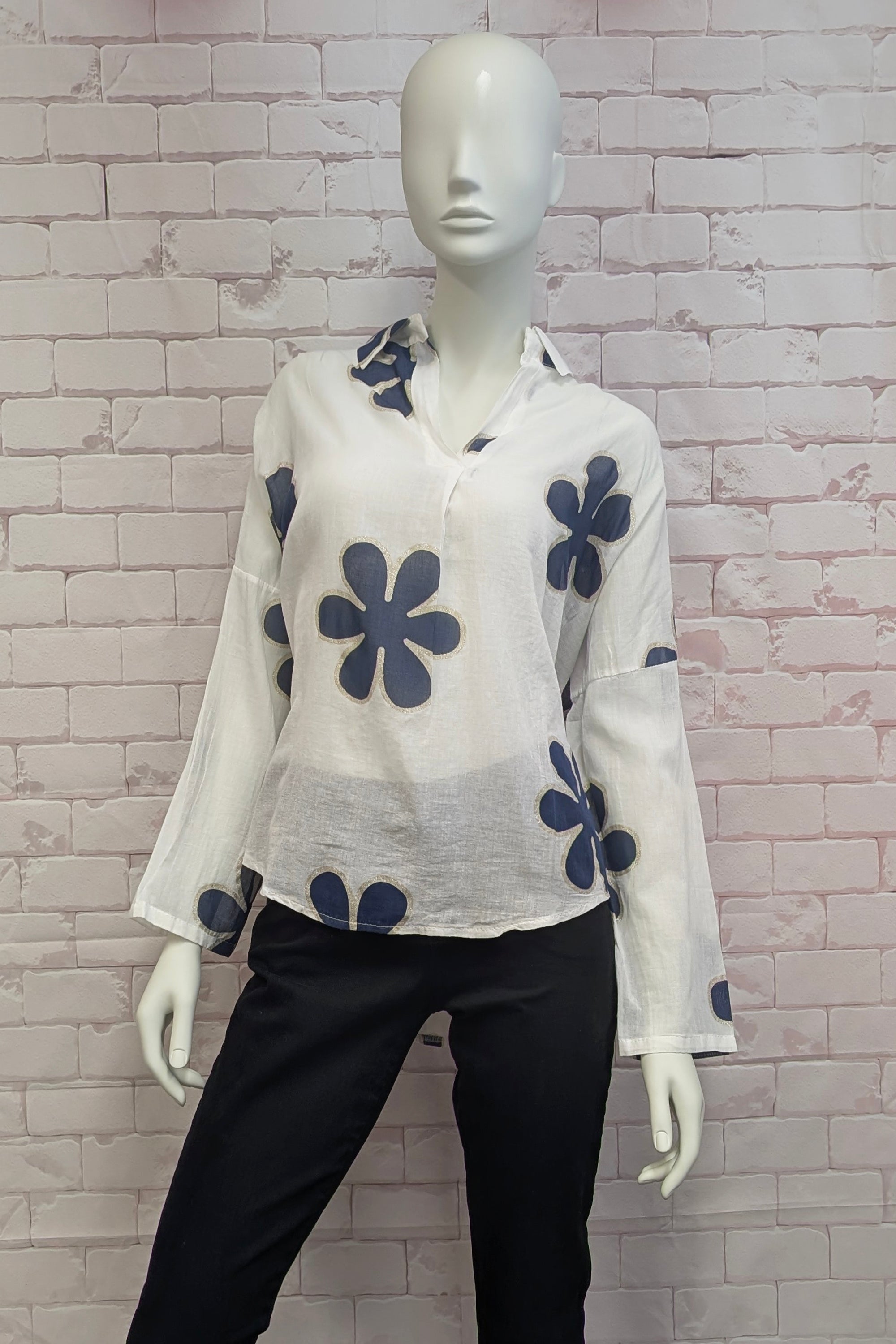 POPOVER BLOUSE WITH FLOWERS – Aldila Boutique