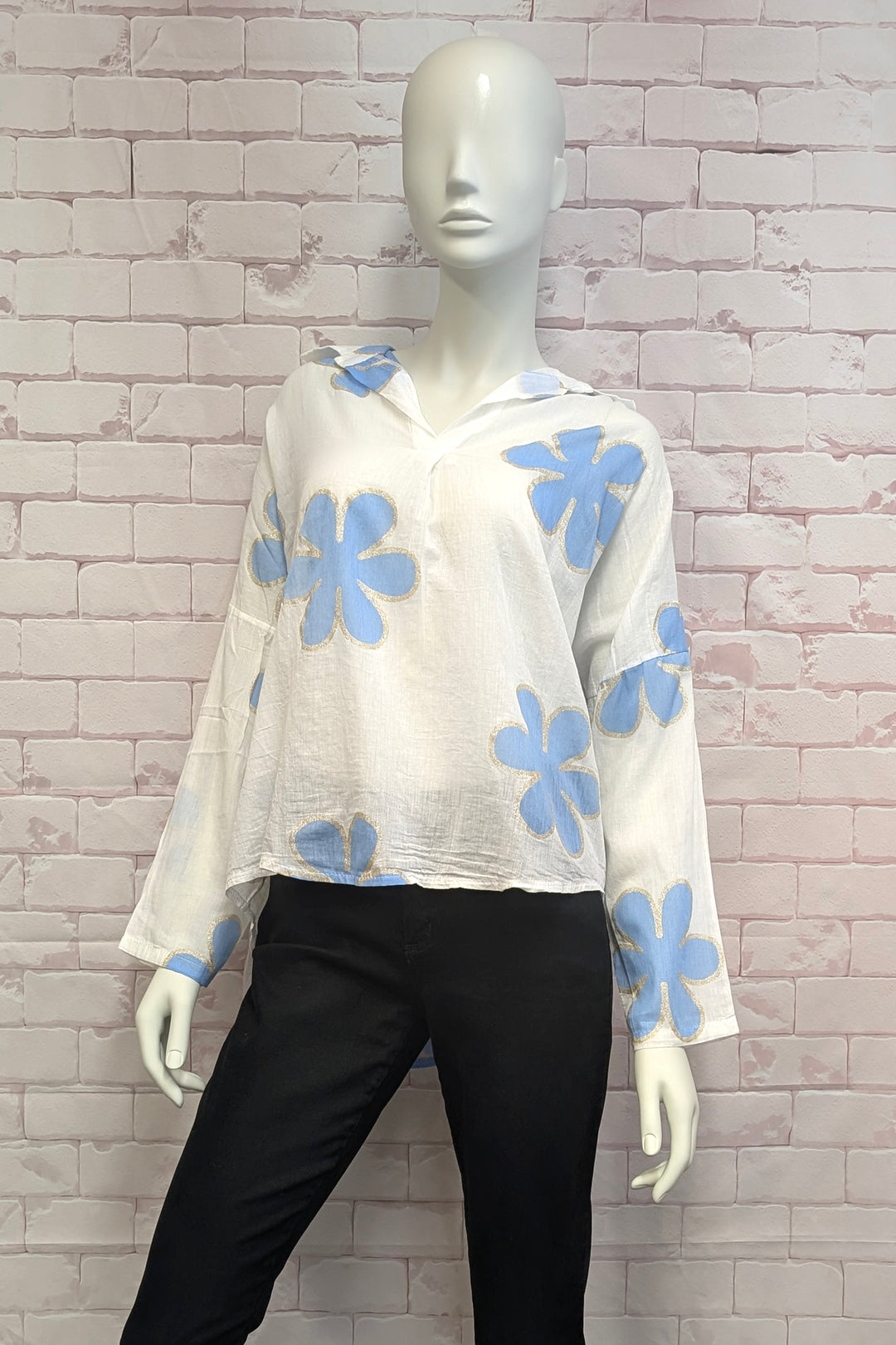POPOVER BLOUSE WITH FLOWERS