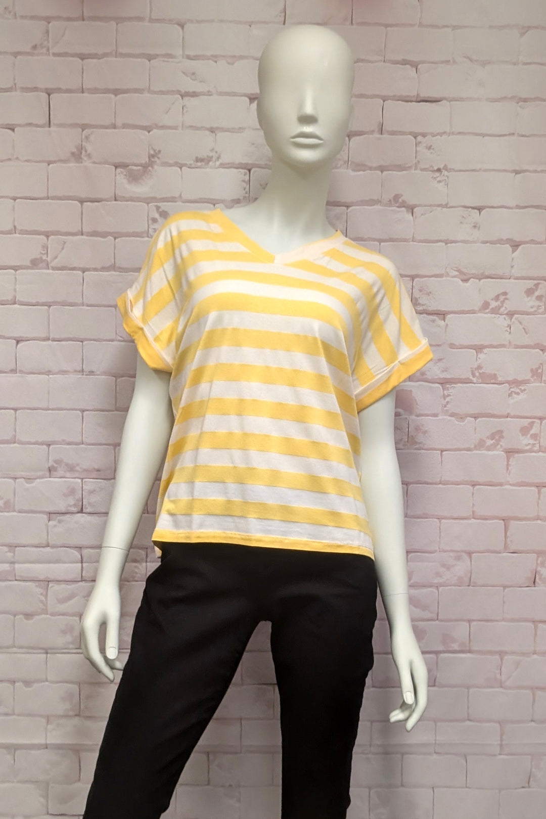 STRIPE V-NECK TEE