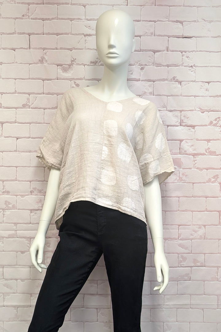 LINEN V-NECK TOP