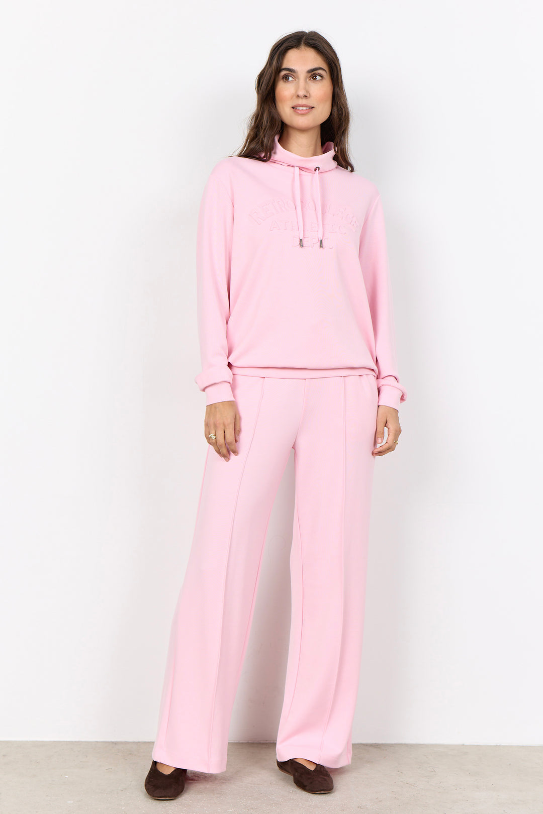 BANU RETRO COLLEGE LS DRAWSTRING NECK TOP