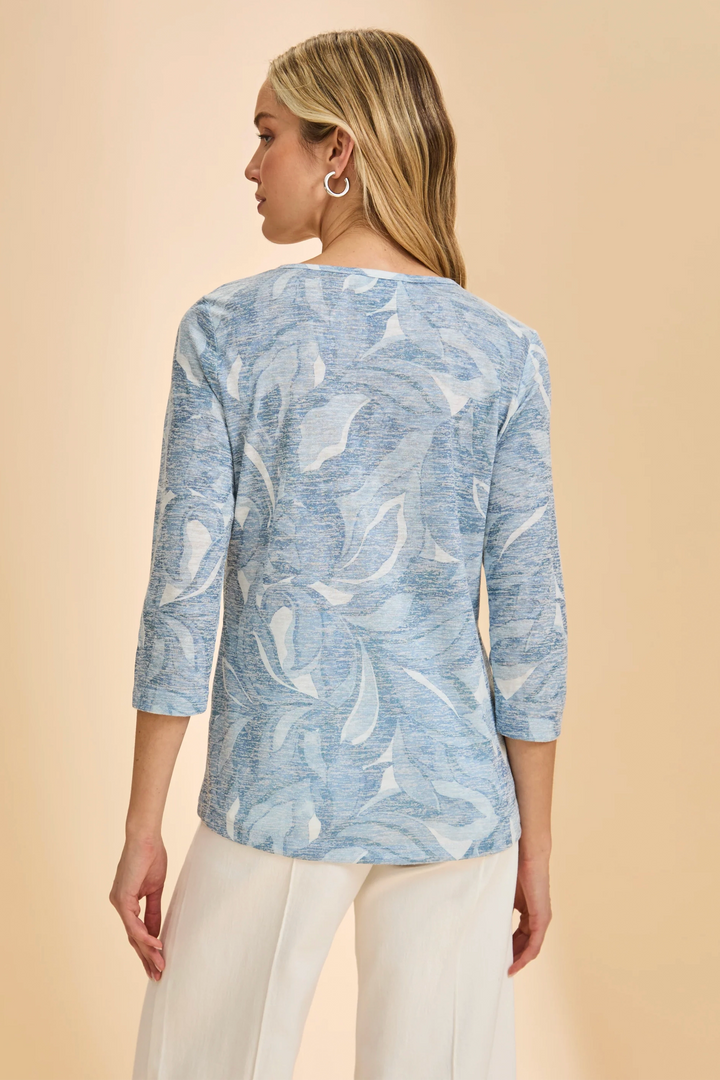 3/4 SLEEVE BUTTON V-NECK TOP