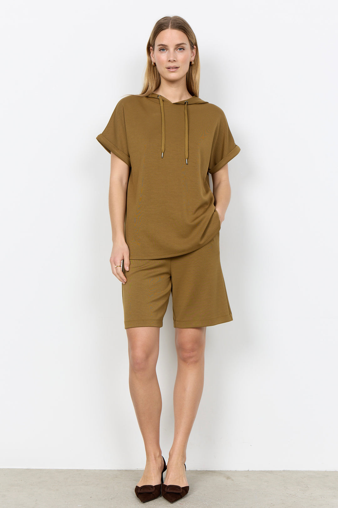 BANU SS HOODIE TOP