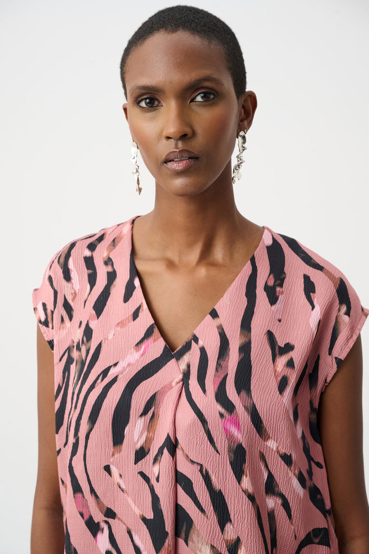 TEXTURED SATIN ANIMAL PRINT V-NECK TOP