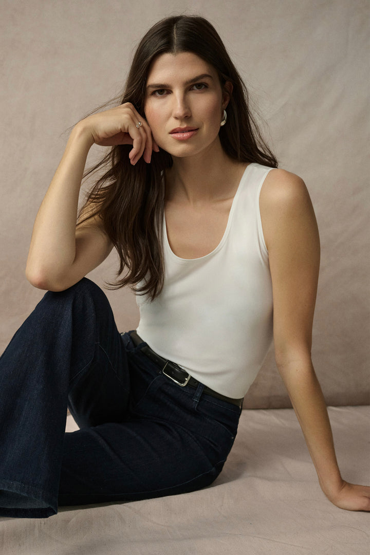 THE ESSENTIAL SCOOP CAMI
