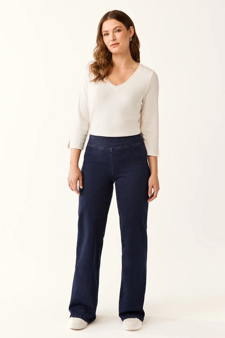 FDJ Fall 2024 These wide-leg jeans will curve with your body, pairing perfectly with a luxurious sweater for a sophisticated look or dressed down with a light tank top.