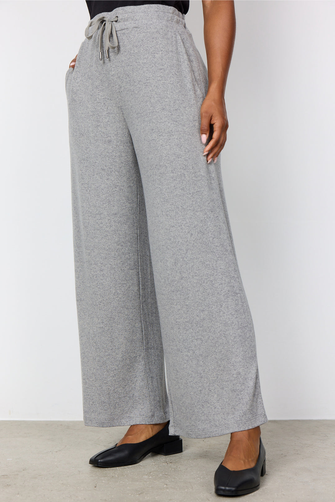 DRAWSTRING KNIT PANT