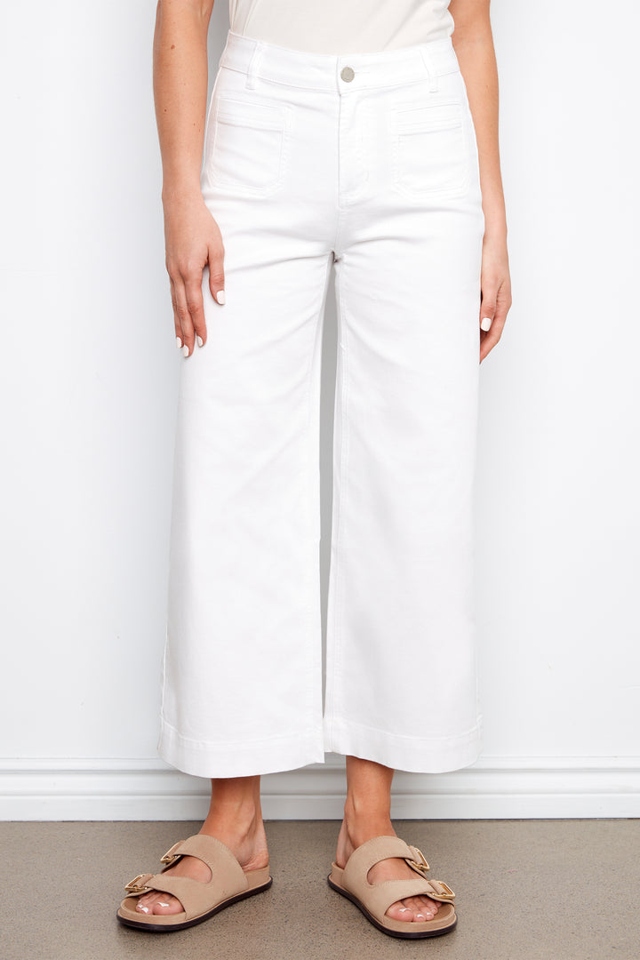 CROPPED PATCH POCKET FLARE JEAN