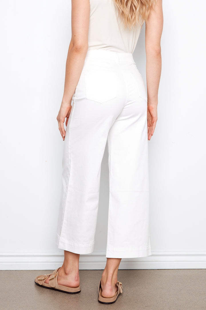 CROPPED PATCH POCKET FLARE JEAN