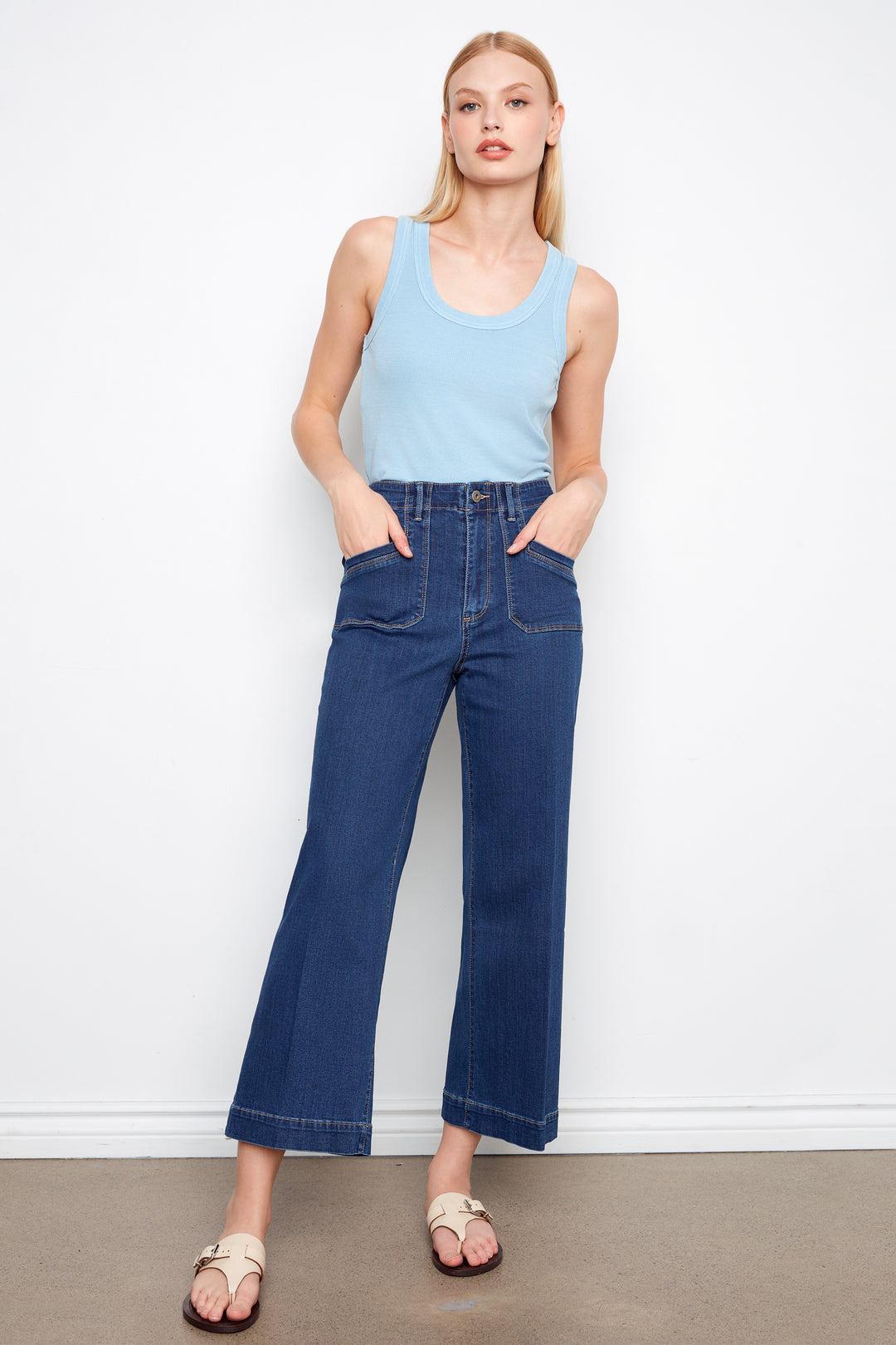 CROPPED WIDE LEG JEAN
