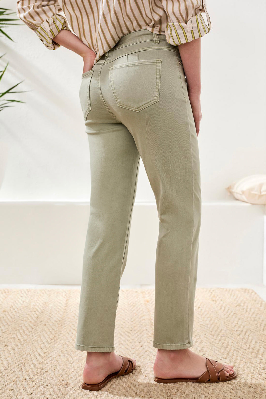 SOPHIA STRAIGHT ANKLE