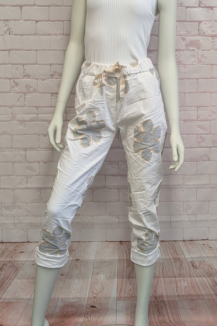 CRINKLE JOGGER  WITH FLOWERS
