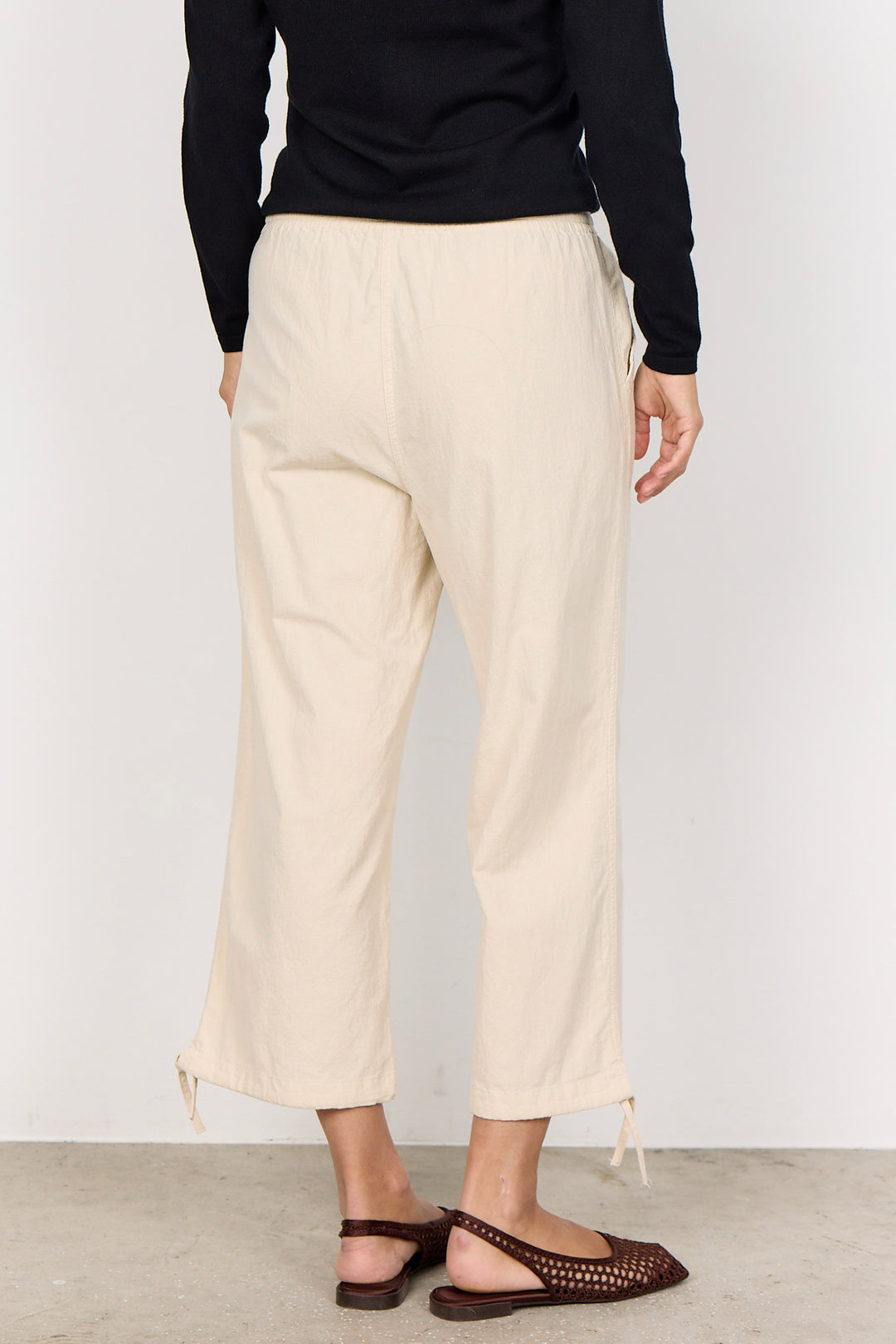 COTTON TIE HEM CAPRI