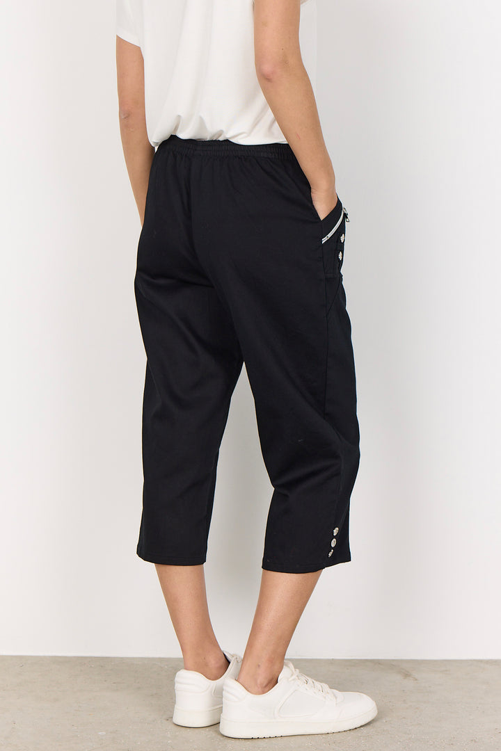 CAPRI WITH BUTTON DETAILS