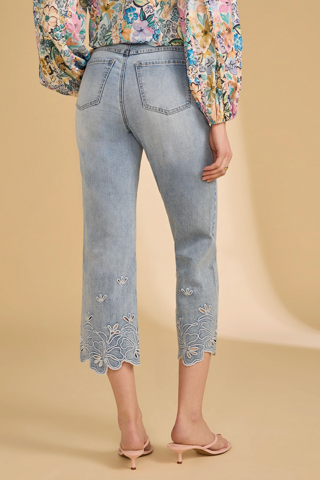 OLIVIA STRAIGHT CROP WITH FLORAL EMBROIDERED HEM