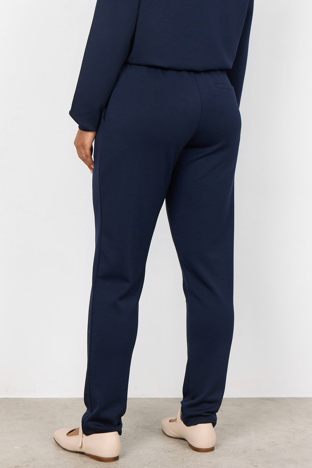 BANU SLIM DRAWSTRING PANT