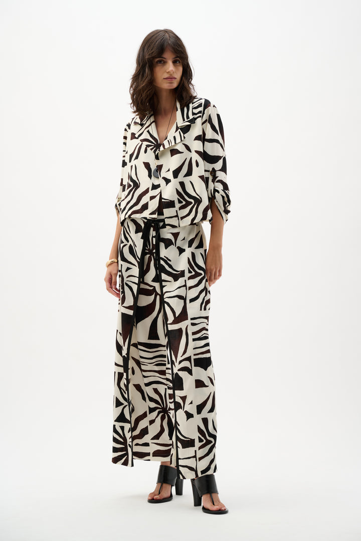 FRAMED PALMS TAB SLEEVE BOXY JACKET