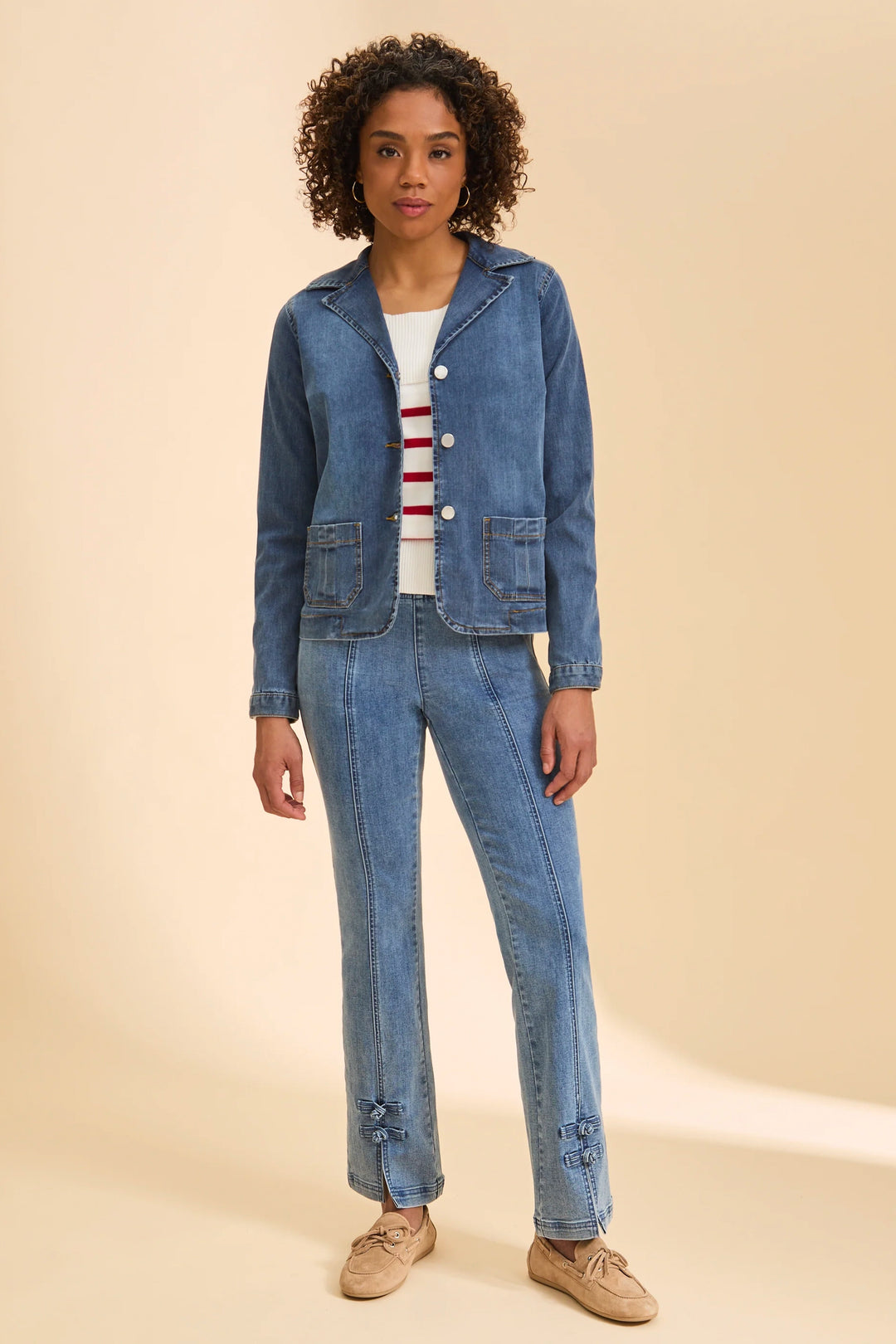 MEDIUM WASH DENIM BLAZER