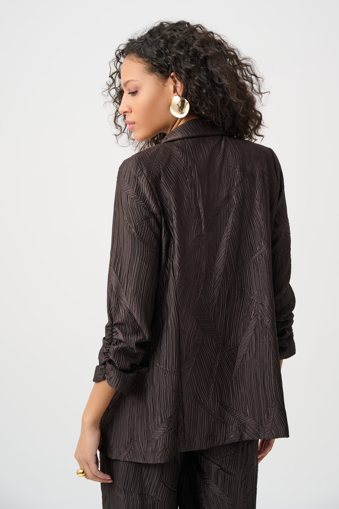 PLEATED BLAZER