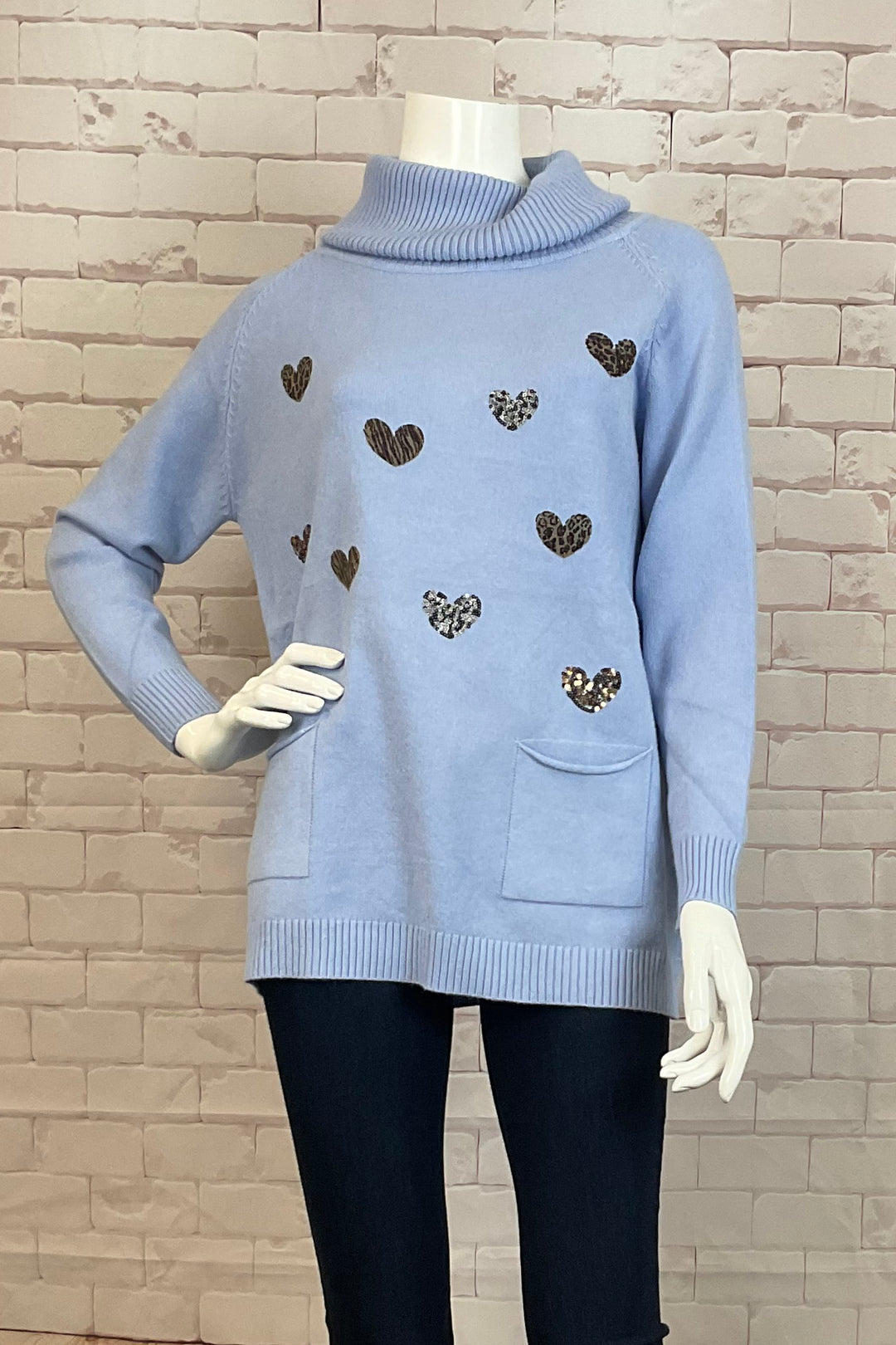 LS T-NECK WITH HEARTS