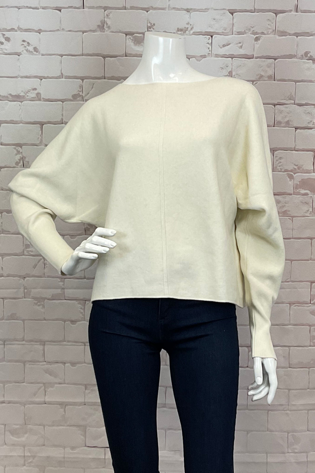 M. Italy Fall 2024 This light and airy sweater top is unlike any other, with its loose fit and subtle shine. It offers a relaxed fit and full length sleeves for ultimate comfort and style.