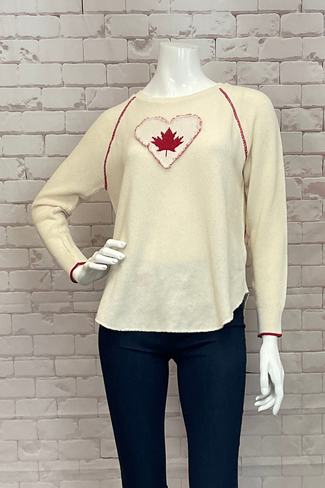 GO CANADA! SWEATER TOP