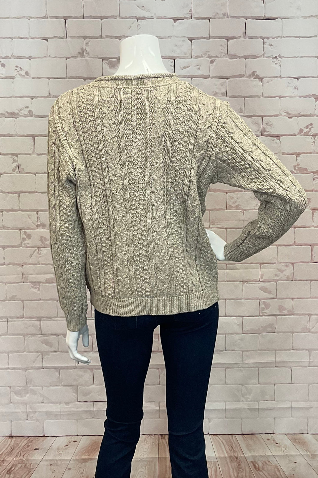 JENNIFER CREW SWEATER