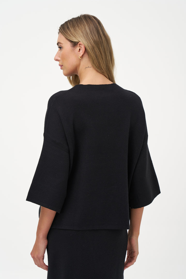 DOLMAN TOP WITH CONTRAST SEAM