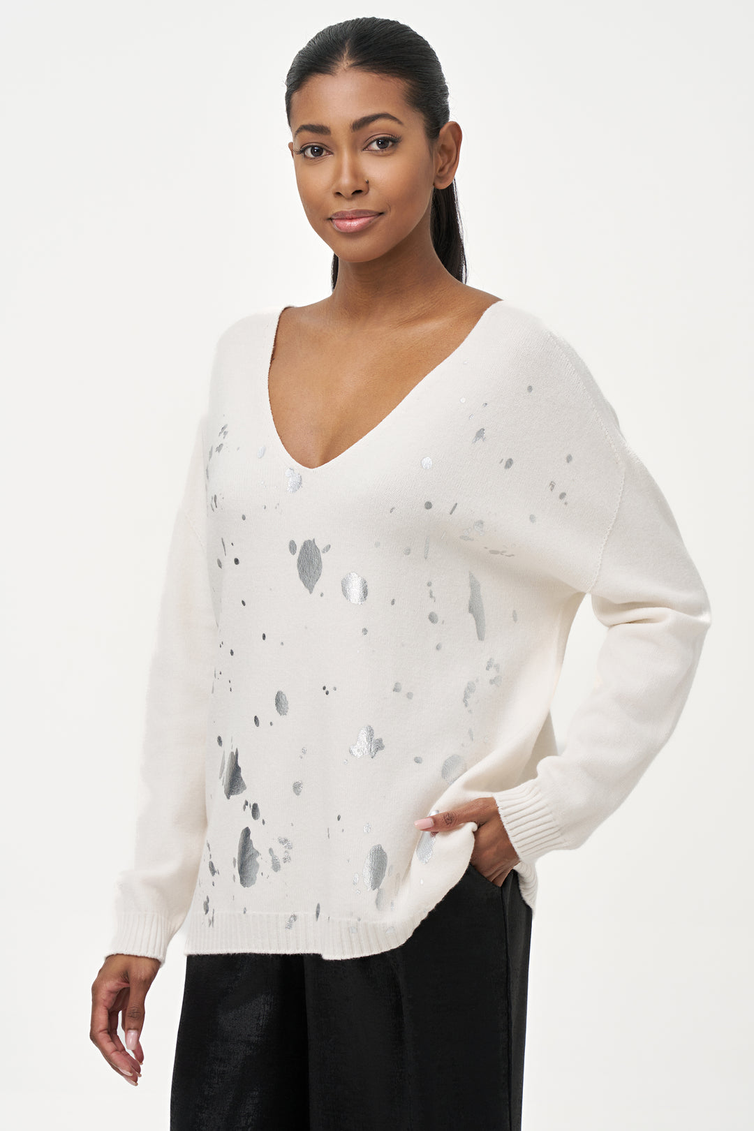 V-NECK TOP WITH SPLATTER PRINT