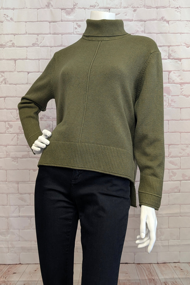 HI LO TURTLENECK