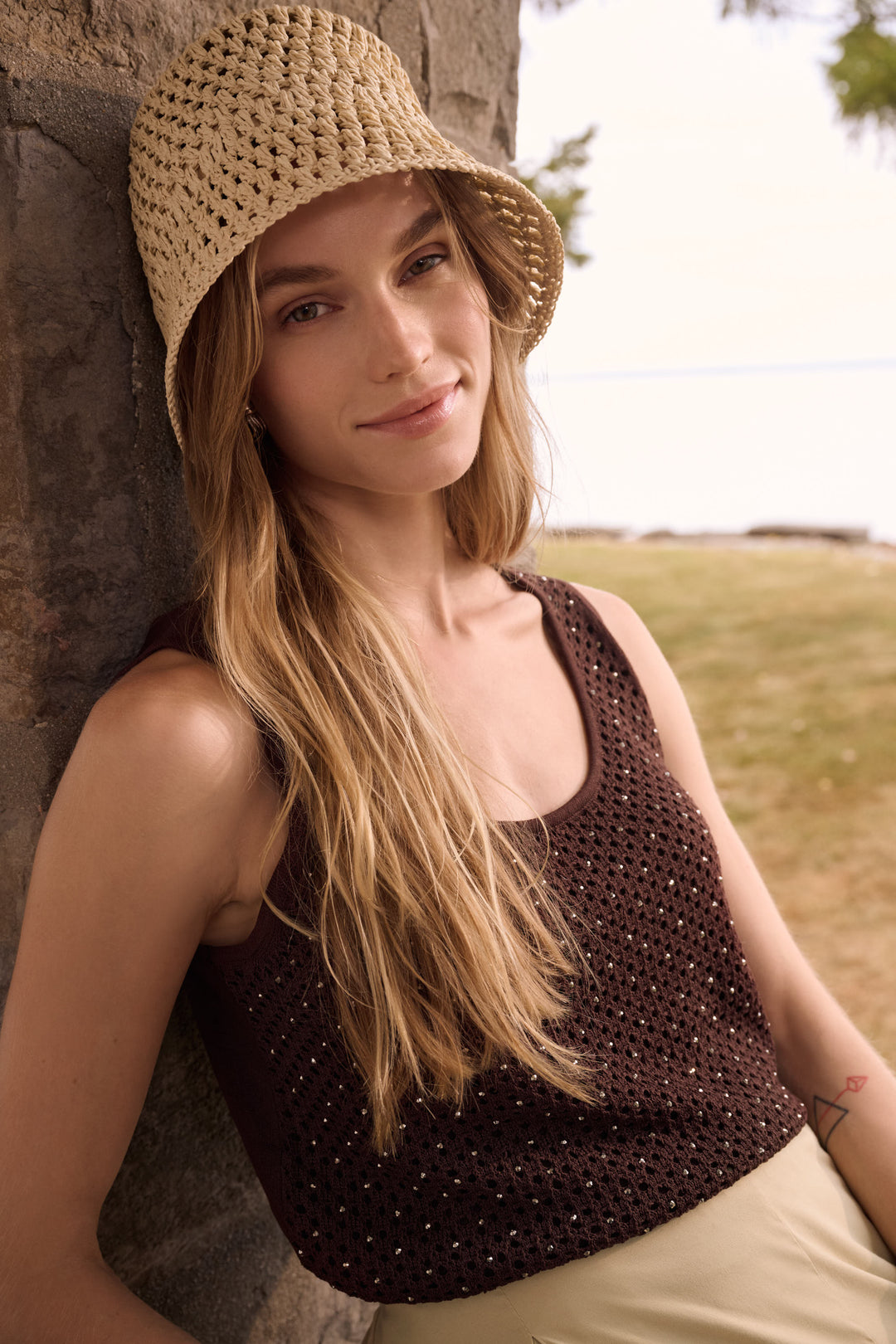 Jewel cami tank top with crewneck 