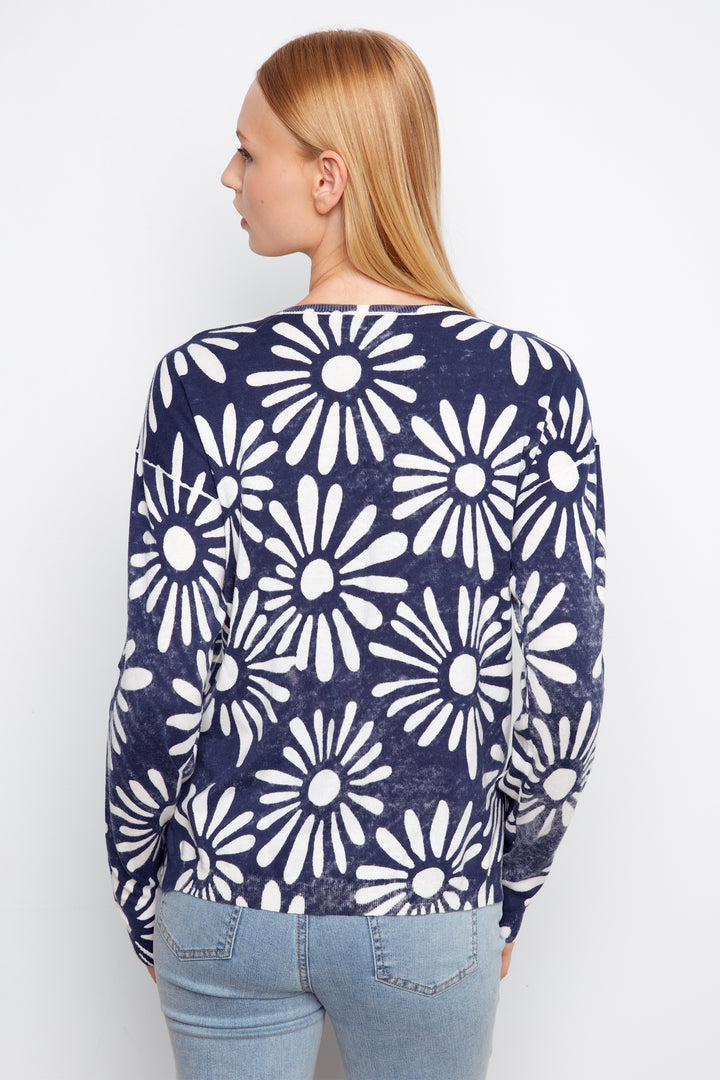 DAISY PRINT LS V-NECK
