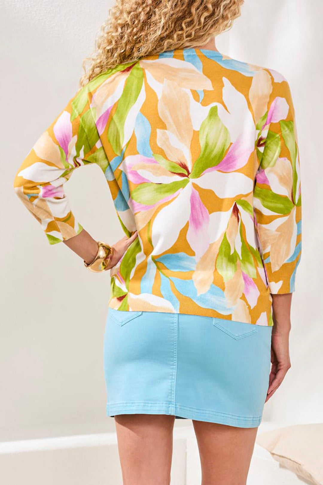 FLORAL 3/4 SLEEVE SWEATER TOP