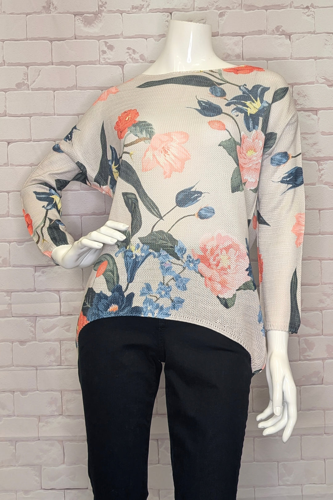 FLORAL DOLMAN SWEATER TOP