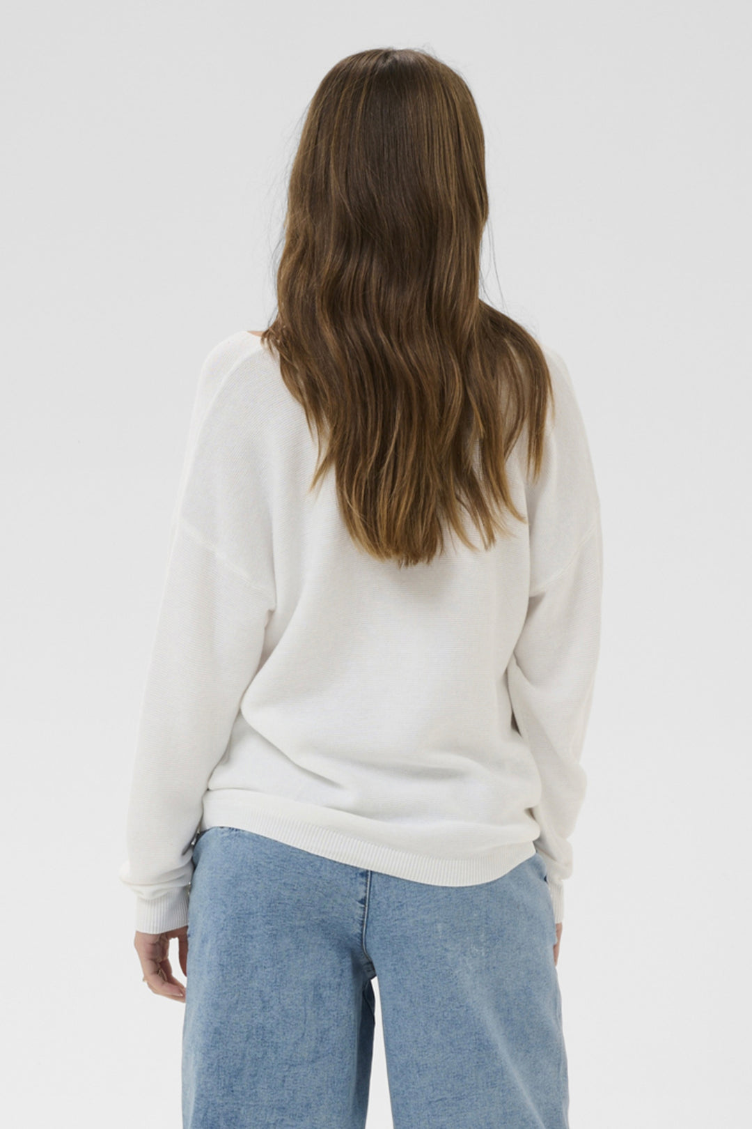 LS V-NECK SWEATER TOP