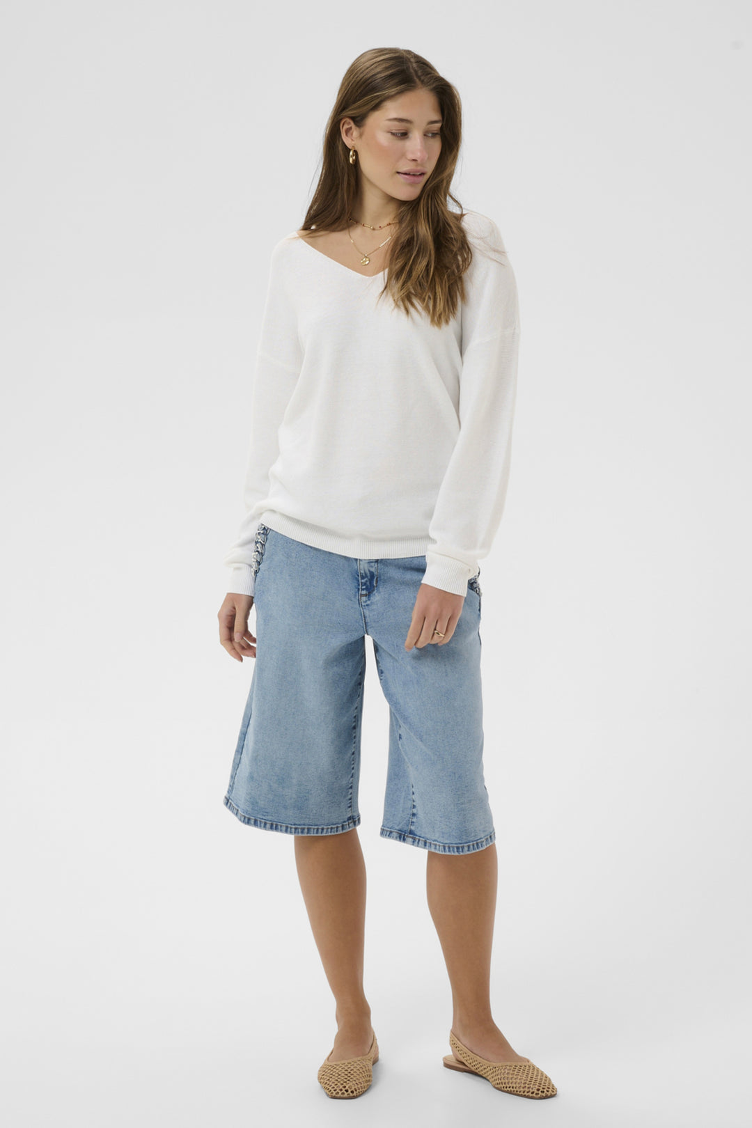 LS V-NECK SWEATER TOP