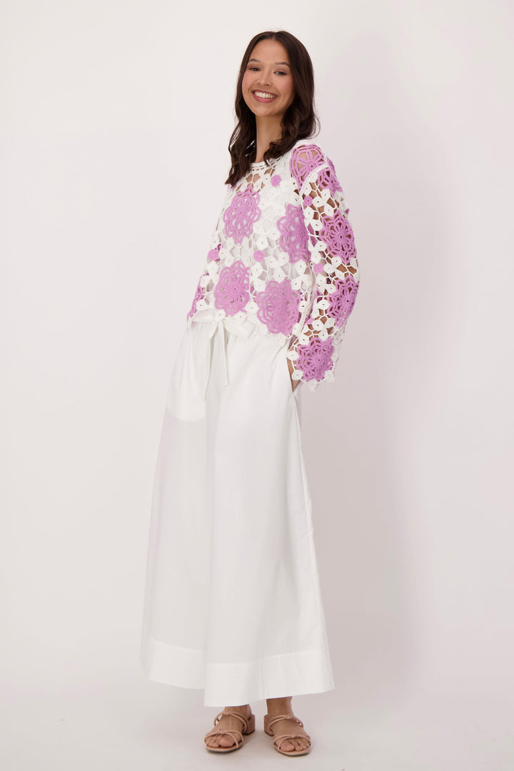 FLORAL CROCHET SWEATER TOP