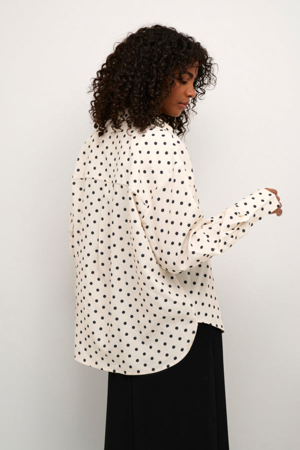 CHALK BLACK DOT SHIRT