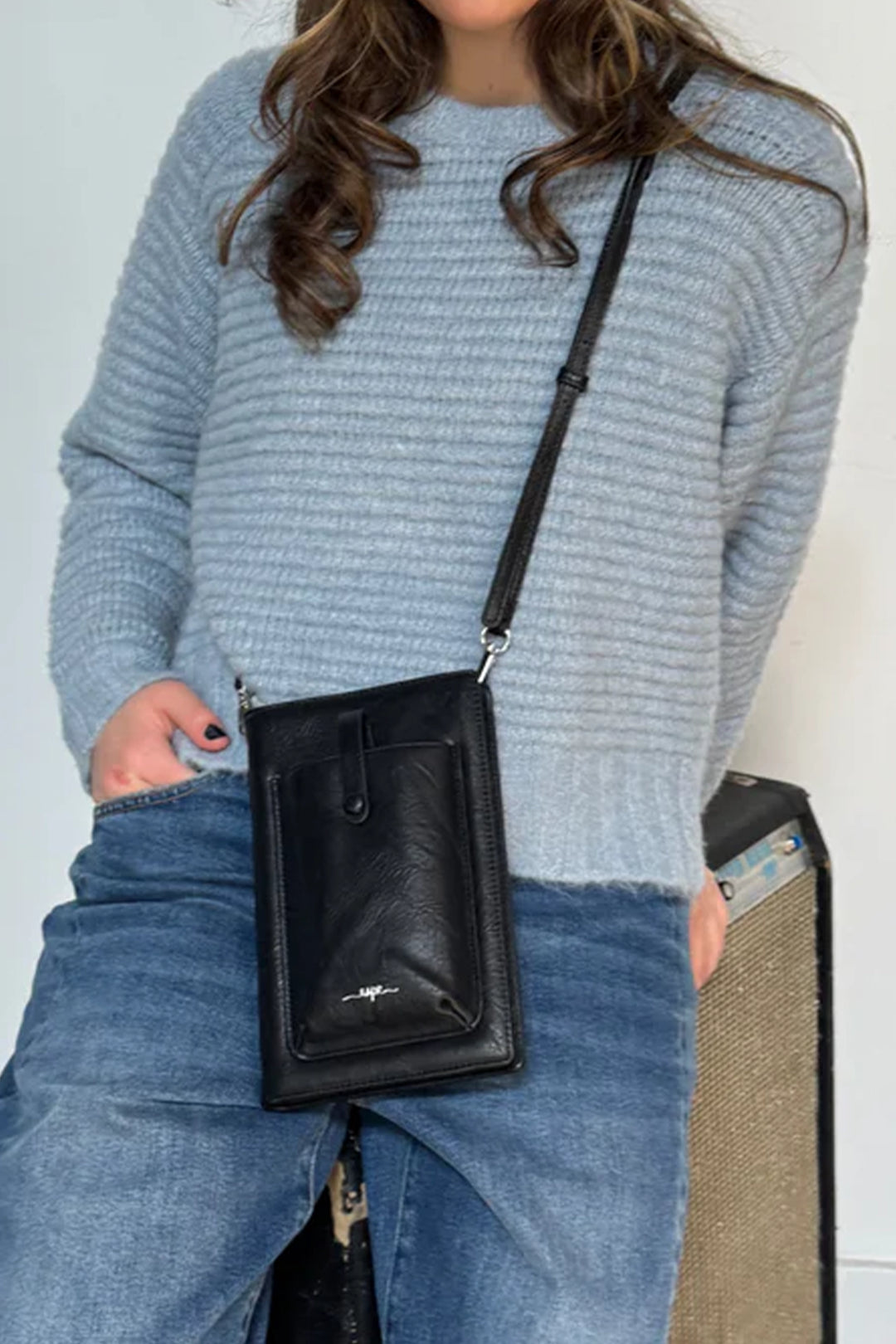 SMARTPHONE POCKET BAG